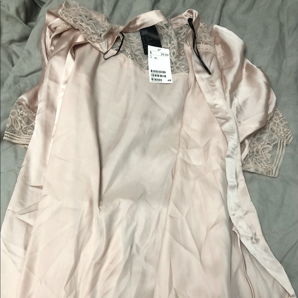 H&M pink satin robe